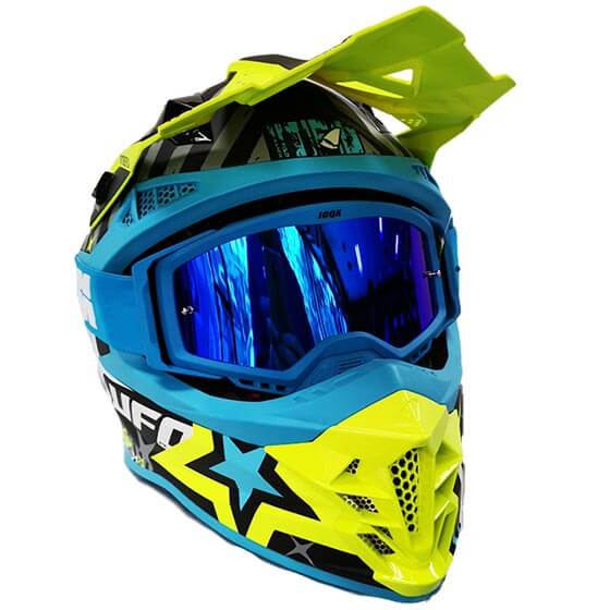 Casco UFO motocross