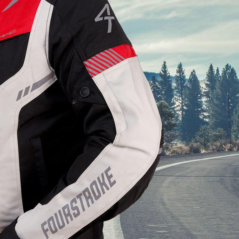 campera four stroke warrior